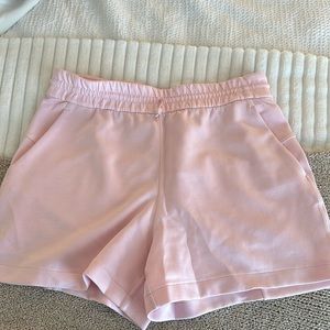 lululemon softstreme shorts 4”